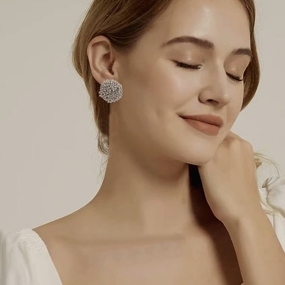 Light Green Pom Pom Big Beaded Puff Post Earrings Round Bohemian Seed Beads New - Picture 4 of 7